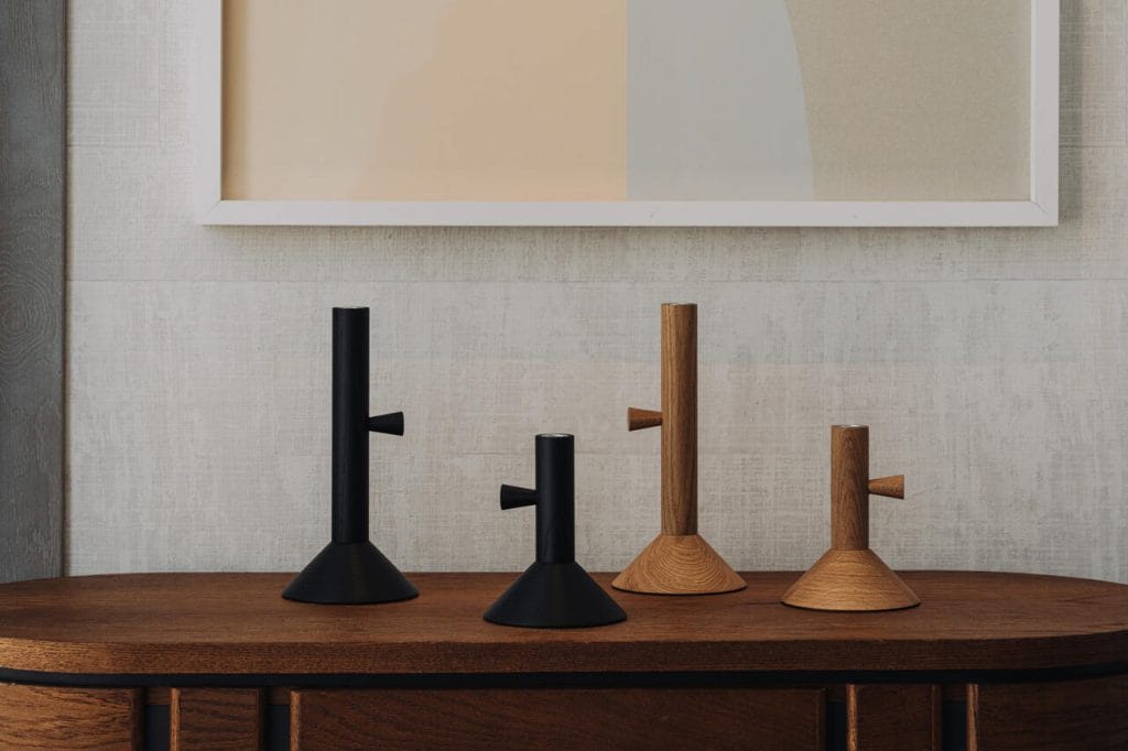 Świeczniki FYR z kolekcji „Wokół Stołu”, projekt: Maria Jeglińska-Adamczewska (dla PURO), produkcja: PURO.