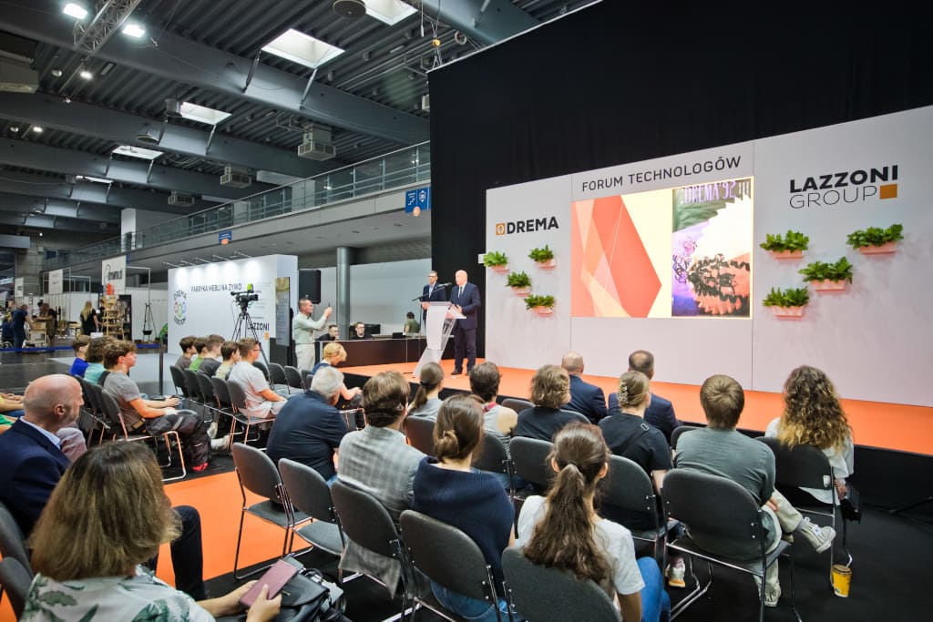 DREMA 2025 to liczne spotkania, dyskusje i prezentacje. Na zdjęciu: Forum Technologów podczas ubiegłorocznej edycji targów.