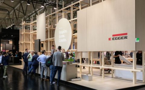 Stoisko Egger podczas targów interzum 2025