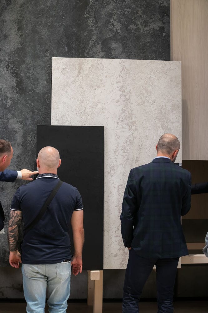 Stoisko Egger podczas targów interzum 2025