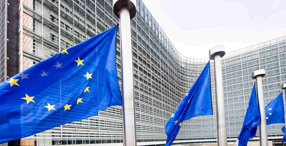 Decyzja UE: nawet 62,4% więcej za sklejkę liściastą z Chin już od 11 czerwca.