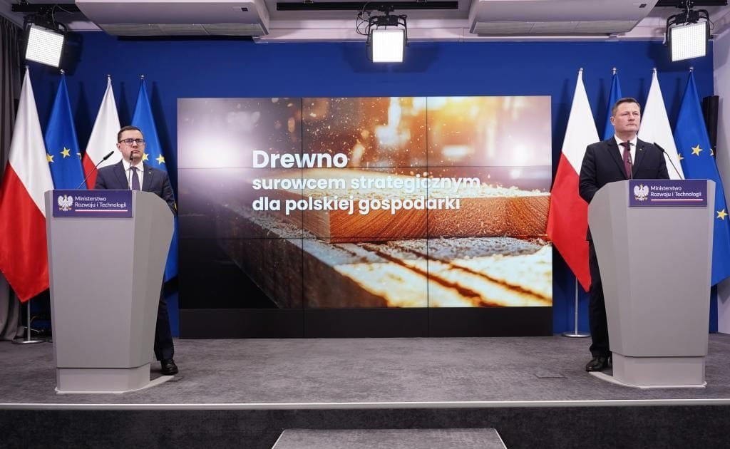Co nowego dla polskiego przemysłu przyniosła konferencja prasowa w MRiT?