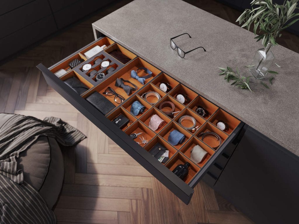 REJS - wkłady barderobiane na biżuterię w ciemnej szufladzie