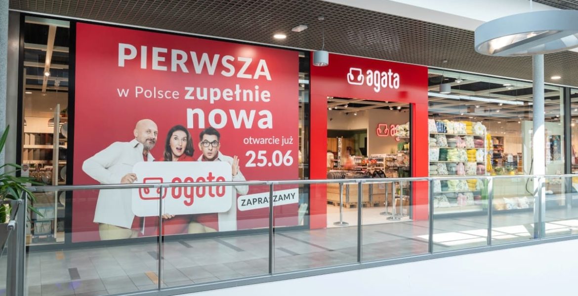 Pierwszy sklep Agata w Galerii Niwa w Oświęcimiu.