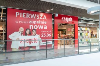 Pierwszy sklep Agata w Galerii Niwa w Oświęcimiu.