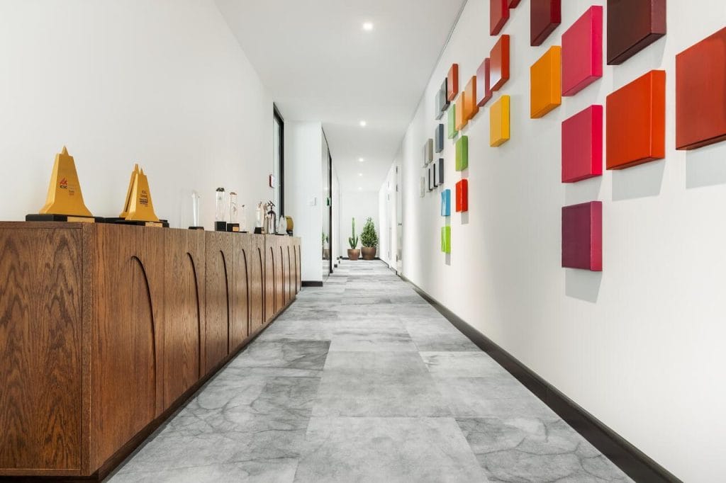 Przestrzeń biurowa Apsys Polska, projekt autorstwa pracowni Boris Kudlička with Partners.