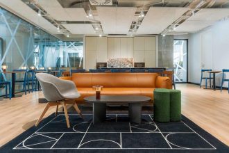 Przestrzeń biurowa Apsys Polska, projekt autorstwa pracowni Boris Kudlička with Partners.