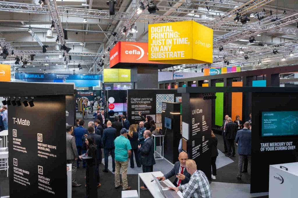 Cefla zidentyfikowała niezbędne innowacje technologiczne, które pomogą firmom osiągnąć ich cele, przekształcając 7 kluczowych wartości, którymi są: zrównoważony rozwój, produktywność, elastyczność, prostota, spójność, reaktywność i dokładność w namacalne korzyści. Fot. Rainer Jensen, Deutsche Messe.