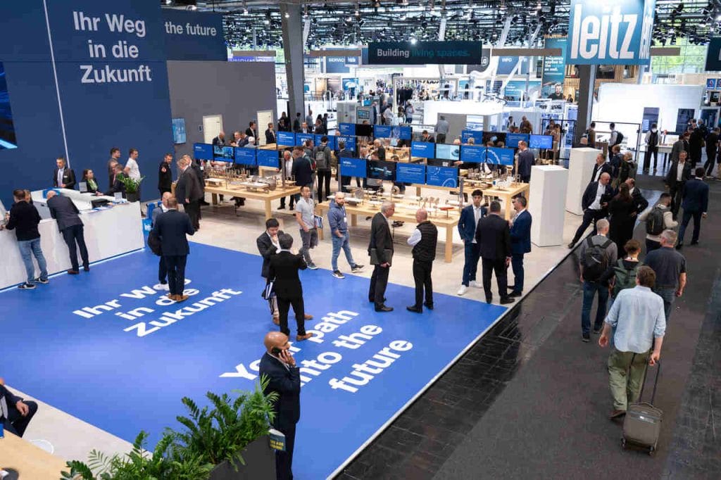 Jedną z nowości prezentowanych na stoisku firmy Leitz była piła tarczowa PolyCut – innowacyjne rozwiązanie do precyzyjnego i efektywnego cięcia wymagających materiałów. Fot. Rainer Jensen, Deutsche Messe.