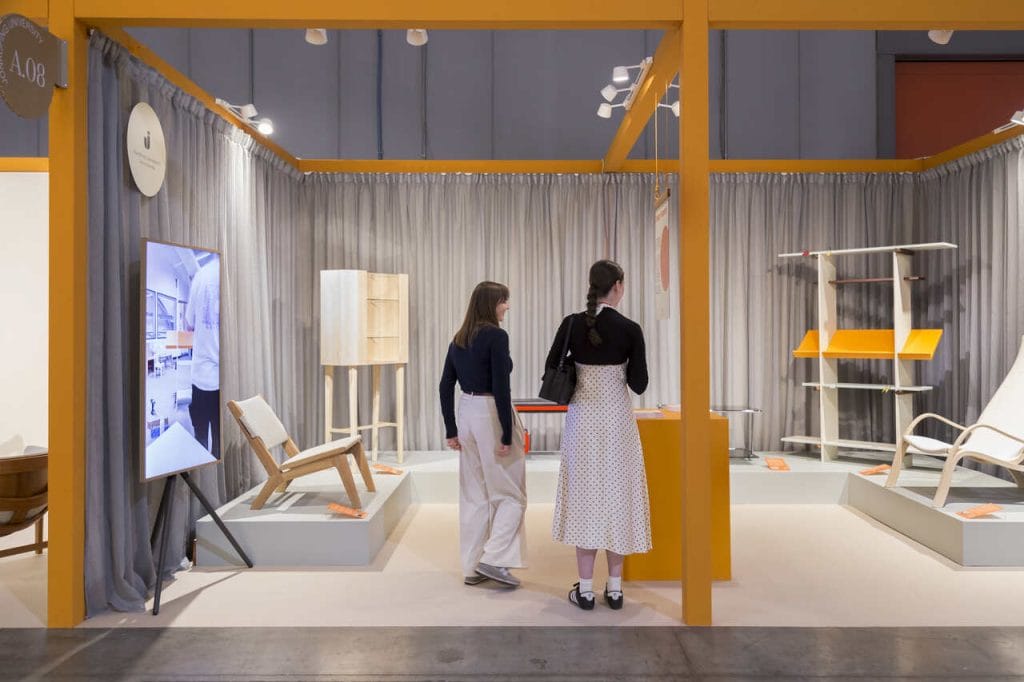 Stoisko Jönköping University ze Szwecji. Fot. Ludovica Mangini | Salone del Mobile.Milano.