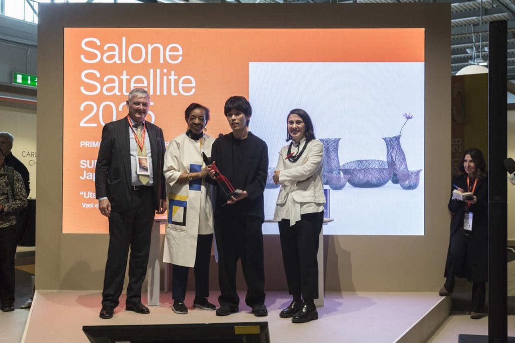 SaloneSatellite Award 2025 – pierwsza nagroda: Kazuki Nagasawa, Super Rat, Japonia za serię Utsuwa-Juhi.