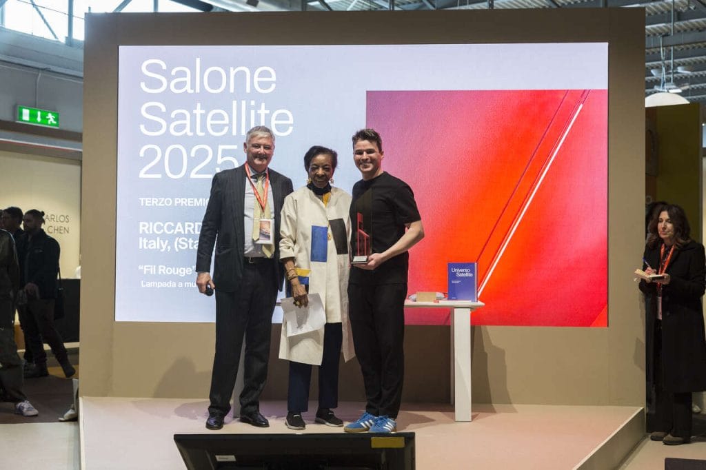 SaloneSatellite Award 2025 – trzecia nagroda: Riccardo Toldo, Włochy za Fil Rouge.
