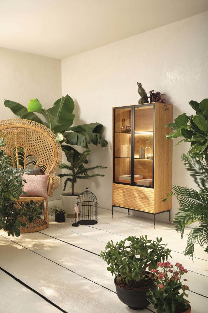 Droga do przyszłości zrównoważonych powłok wiedzie tylko przez lakiery wodne. (Fot. Anrei)