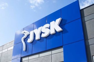 Mimo wymagającego rynku, w roku finansowym 2024/25 JYSK osiągnął rekordowy obrót.