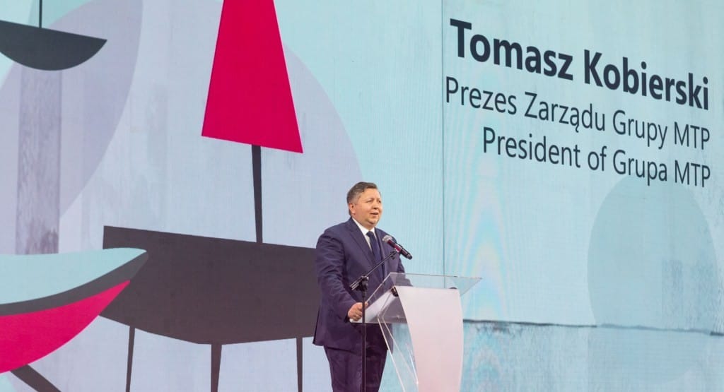 Tomasz Kobierski podczas targów MEBLE POLSKA 2025.