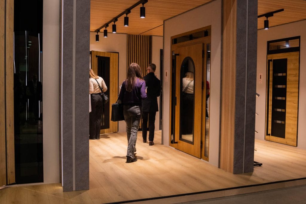 Warsaw Home & Contract - ludzie na targach