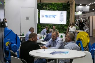Stoisko NESTRO podczas targów DREMA 2025 – prezentacja filtrów i systemów odpylania