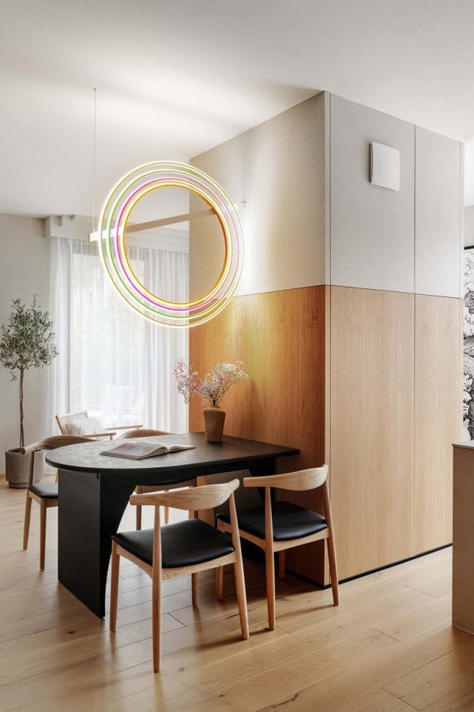 Apartament Japandi w Sopocie, projekt: Jan Sikora, Sikora Wnętrza. Fot. Tom Kurek.