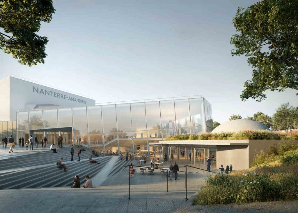 Projekt powstał z myślą o dostosowaniu go do eksperymentalnego profilu teatru poprzez stworzenie elastycznej, przekształcalnej przestrzeni, która zbliża budynek Théâtre des Amandiers we Francji do jego miejskiego otoczenia. Jednocześnie sprawia, że jest on bardziej widoczny z zewnątrz i jaśniejszy w środku. Fot. Snøhetta i Filippo Bolognese. Źródło: Snøhetta.