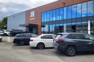 MÖBELVERTRIEB FORTE GMBH w Bad Salzuflen już z nową identyfikacją wizualną. Fot. BIZNES MEBLE.