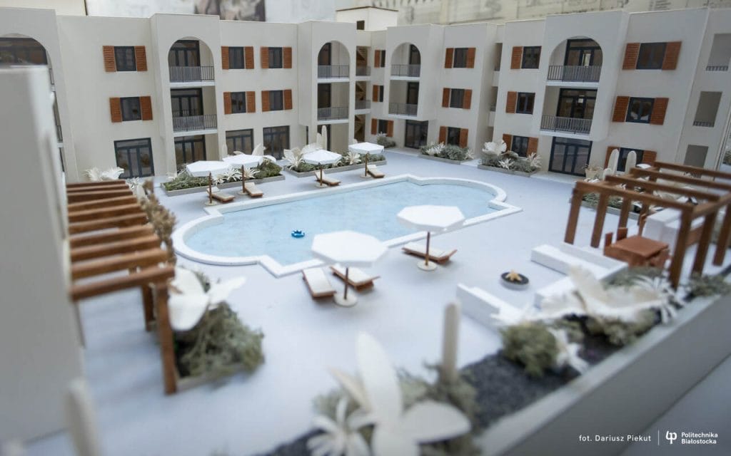 Mateusz Suszko – student kierunku architektura na Wydziale Architektury Politechniki Białostockiej, wraz z koleżanką z roku – Dianą Syrovatską, stworzyli makietę budynku w Egipcie. 