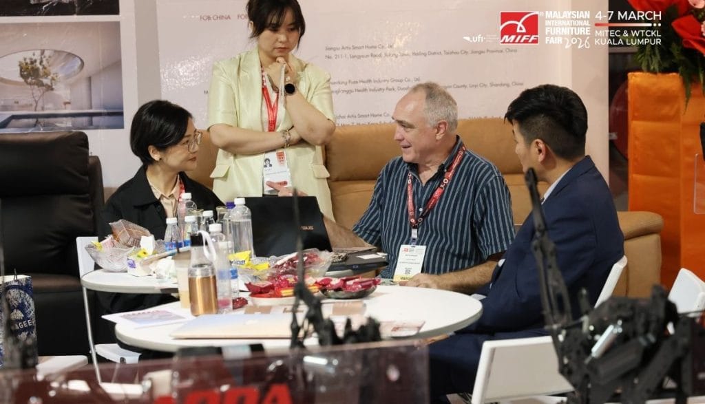 Sesja networkingowa dla kupców i producentów mebli podczas MIFF 2026