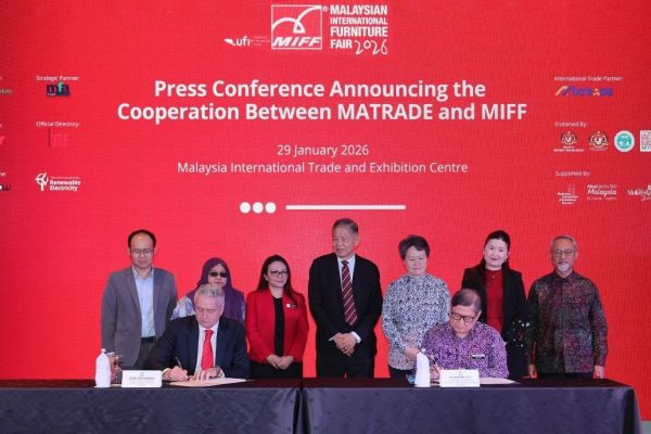Podpisanie umowy o współpracy między MIFF 2026 a MATRADE w Kuala Lumpur, wzmacniającej międzynarodową pozycję malezyjskiego sektora meblarskiego