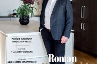 Okładka miesięcznika BIZNES MEBLE - wydanie luty 2026. Na okładce: Roman Kopczyński, dyrektor Peka.