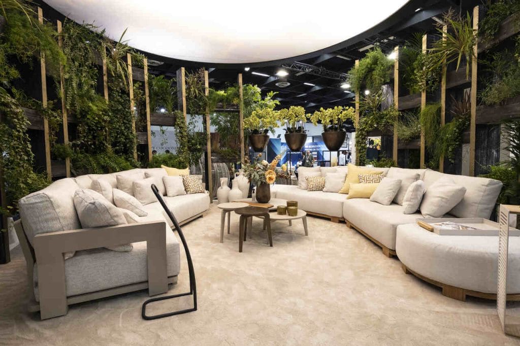 Wyrafinowane wzory, luksusowe tkaniny i innowacyjne materiały inspirowane trendami jutra to wszystko oferowała podczas targów spoga+gafa 2025 w Kolonii marka SUNS. Fot. Harald Fleissner Koelnmesse.