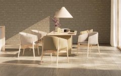 Wśród trendów, które aktualnie dominują w aranżacji wnętrz można znaleźć m.in. drewno, faktury, naturalne materiały, zaokrąglone kształty i lekkie tkaniny. Fot. Cor. Źródło: VDM.