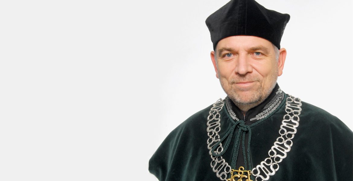 Dr hab. inż. Piotr Borysiuk, prof. SGGW, Dziekan Wydziału Technologii Drewna.