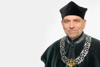 Dr hab. inż. Piotr Borysiuk, prof. SGGW, Dziekan Wydziału Technologii Drewna.