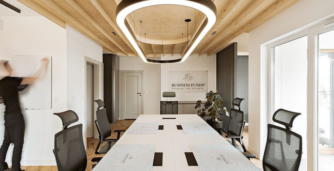 Przestrzeń biurowa dla firmy Business Funds. Za projekt odpowiada architekt Paweł Klyszcz z pracowni Klyszcz Architektura. Fot. Anna Laskowska Dekorialove.
