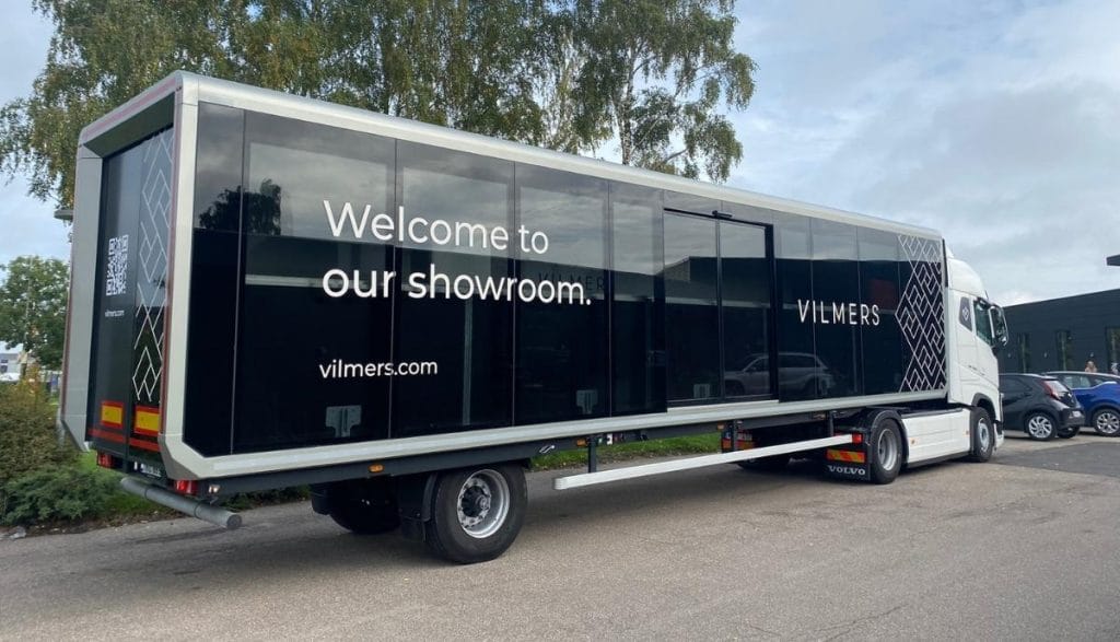 Nowoczesna ciężarówka ekspozycyjna Vilmers – mobilny showroom na kołach.