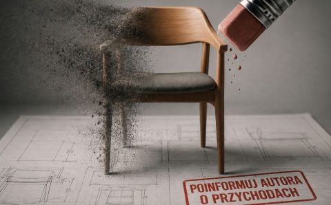 Alt: Rozpadające się krzesło nad projektem technicznym symbolizujące naruszenie przez kogoś prawa autorskie