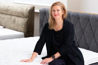 Aneta Rogulski, członkini Zarządu i dyrektor handlowy w firmie Fey.