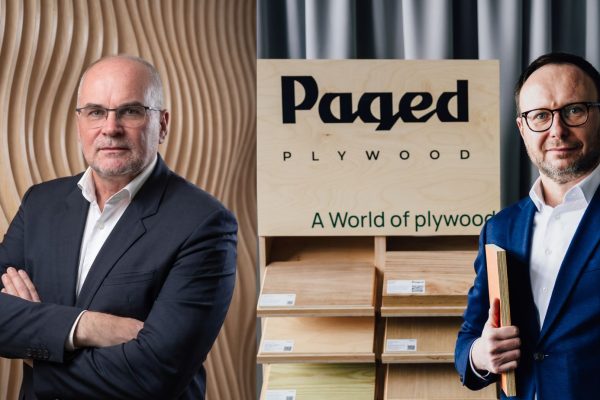 Od lewej: Stanislav Podlucky, członek Zarządu Paged Plywood ds. Sprzedaży i Marketingu i Przemysław Kłobut, prezes Zarządu PAGED Plywood od 1 lutego 2026 r.
