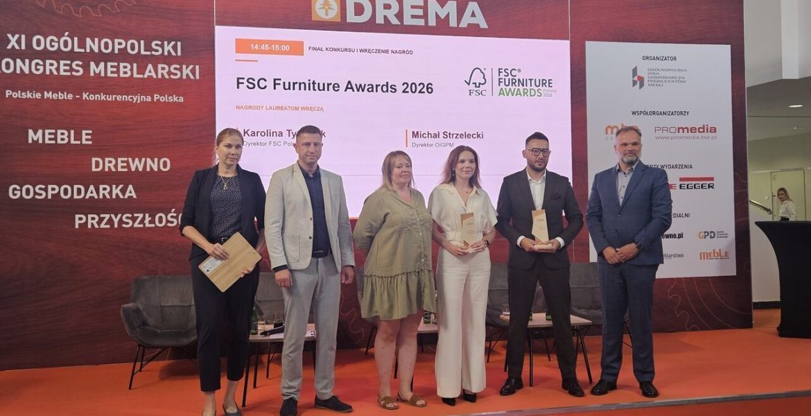 Organizatorzy i laureaci pierwszej polskiej edycji konkursu FSC® Furniture Awards 2026. Źródło: FSC Polska.