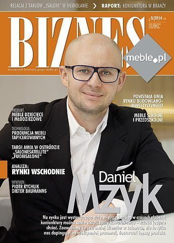 Okładka miesięcznika BIZNES.meble.pl - wydanie maj 2014. Na okładce: Daniel Mzyk, Prezes Zarządu firmy Paged Meble