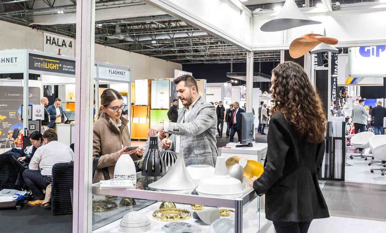 Nowe otwarcie: jak spotkania biznesowe napędzają rozwój?